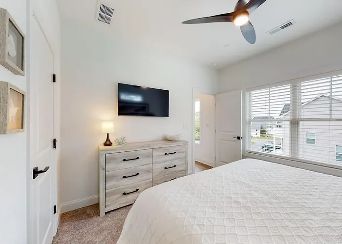 Sapphire Sol * Ocean City